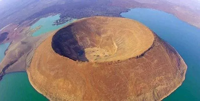 See The Mysterious Island Where People Visit And Never Come Back, Here’s What Happens